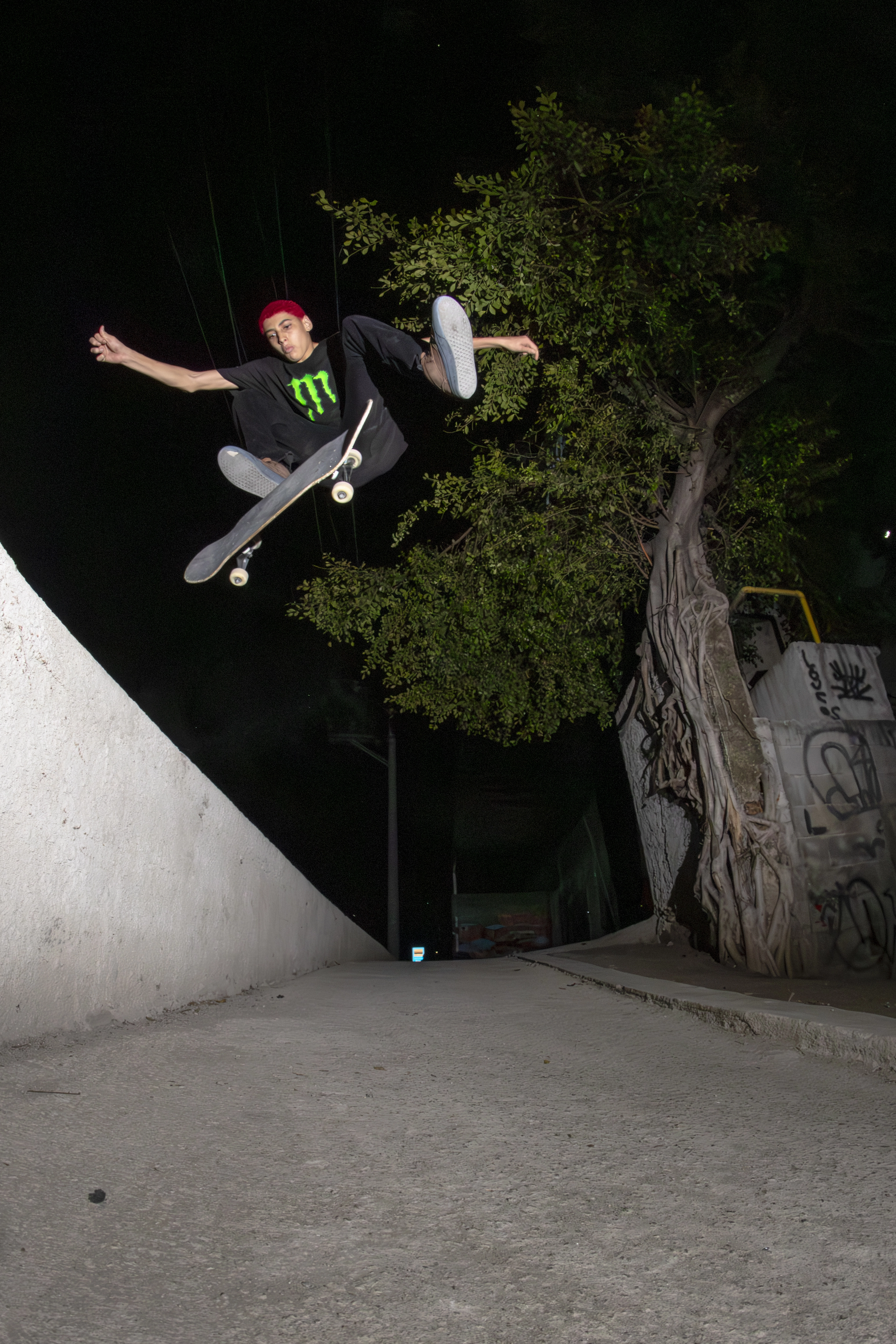 Foto Silmar, flip no gap descendo a rampa